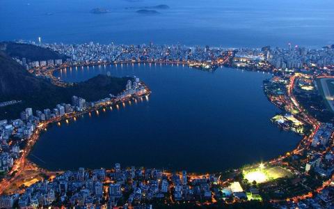 C:\Documents and Settings\Administrator\桌面\8888\1.jpg C:\Documents and Settings\Administrator\桌面\8888\1.jpg