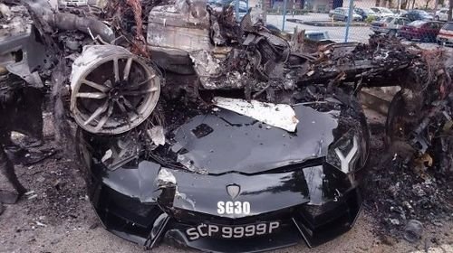 三輛蘭博基尼撞車報廢 千萬瞬間化為泡影