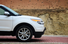 FBI大批出動！福特新探險者尊享型試駕