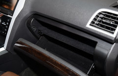 FBI大批出動！福特新探險者尊享型試駕