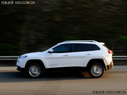 全能選手! 試駕Jeep自由光2.4L精銳版