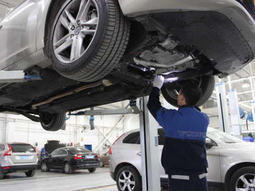 春節自駕謹防爆胎發生 出行前調整胎壓