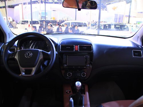 東風(fēng)風(fēng)行 1.8T 手動