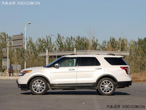  點(diǎn)評(píng)美系SUV福特探險(xiǎn)者