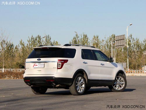  點(diǎn)評(píng)美系SUV福特探險(xiǎn)者