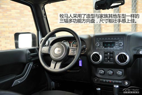 實(shí)拍牧馬人3.0L 四門版 Sahara 全新動力