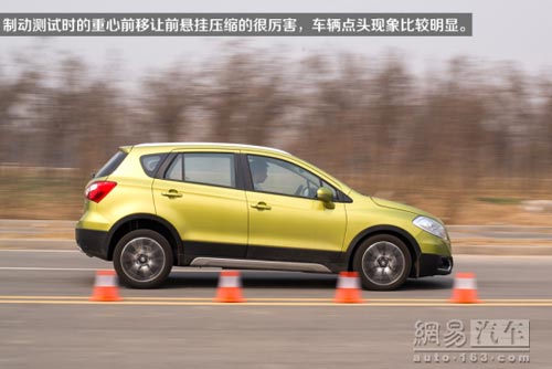 配置比四驅誘人 媒體測試長安鈴木鋒馭