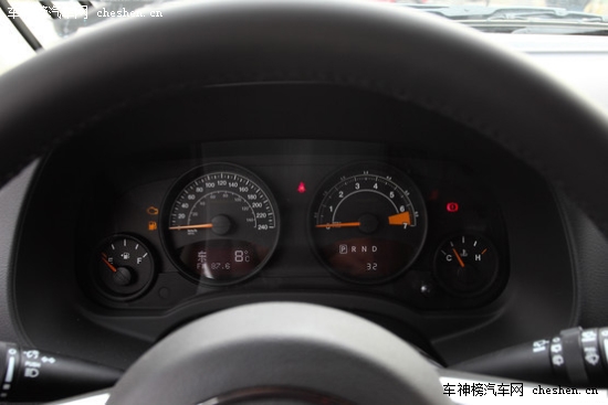 超值的選擇 23萬進(jìn)口大空間省油城市SUV 23萬,進(jìn)口,大空間,省油,城市SUV Jeep指南者 三菱歐藍(lán)德 斯巴魯森林人