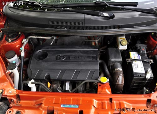 出游實(shí)惠之選 8萬(wàn)左右自主小型SUV推薦 最低6萬(wàn)元,自主,小型SUV,導(dǎo)購(gòu),2014款長(zhǎng)安CS35,長(zhǎng)城哈弗M4,眾泰5008,金杯智尚S30