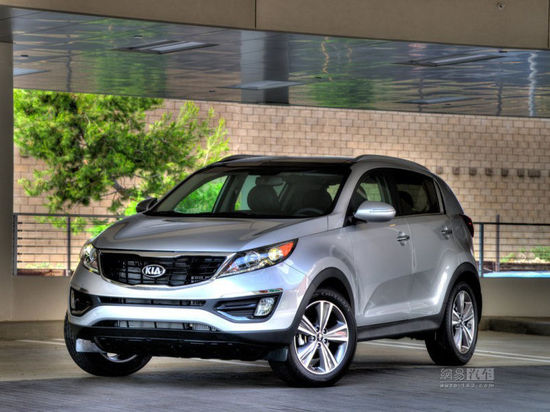 搭載2.4GDI發(fā)動機 起亞海外發(fā)布新款智跑